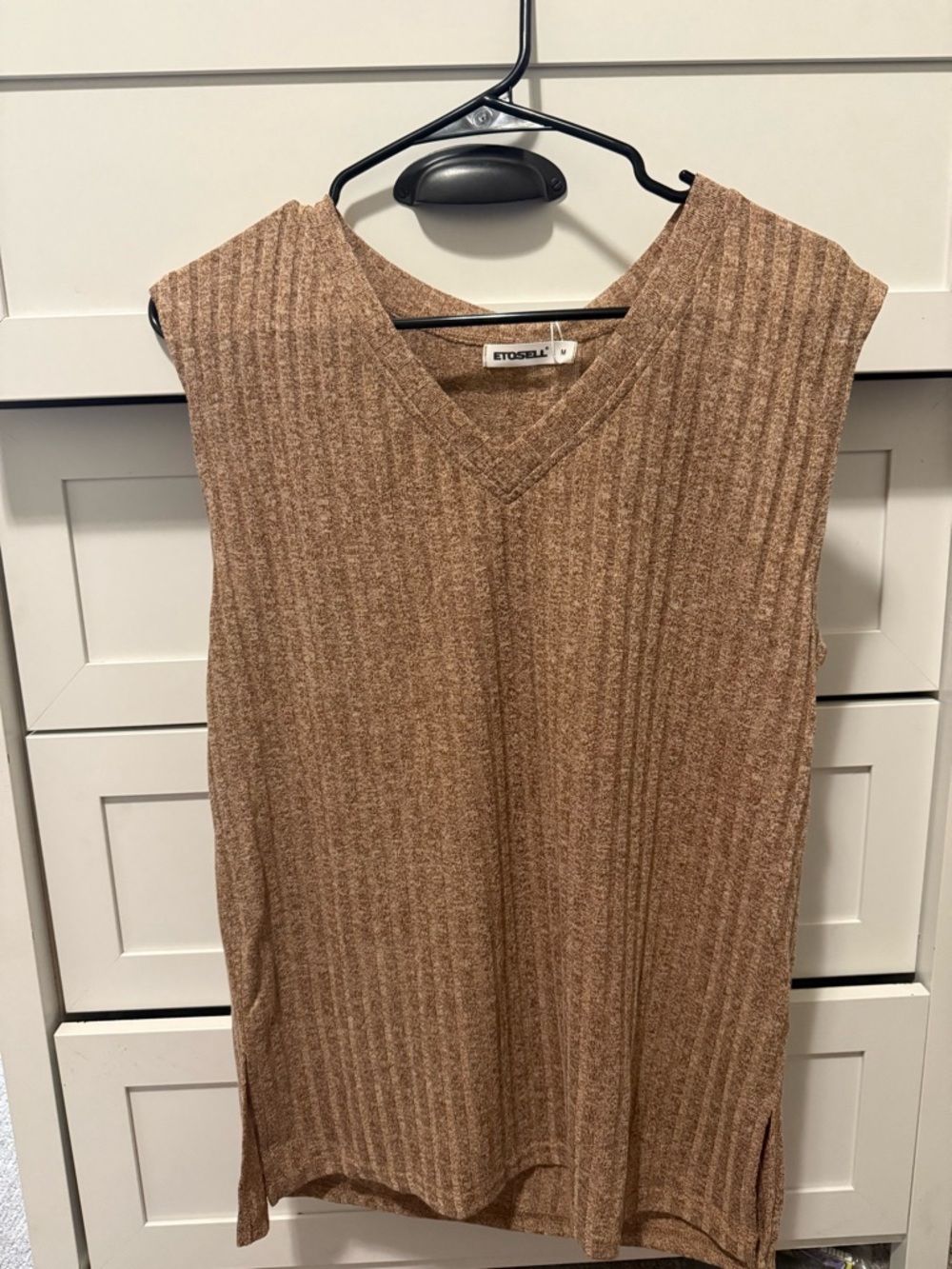 Ribbed V-Neck Sleeveless Tank Top — Brown